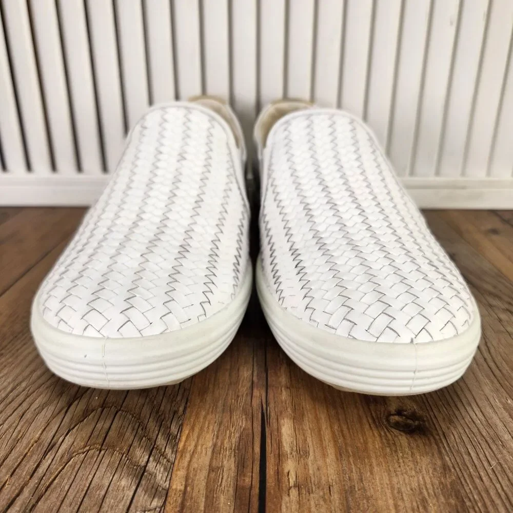 ECCO Soft 7 Woven Slip-On Womens Sz 9.5 White Leather Modern Sleek Loafers Shoes